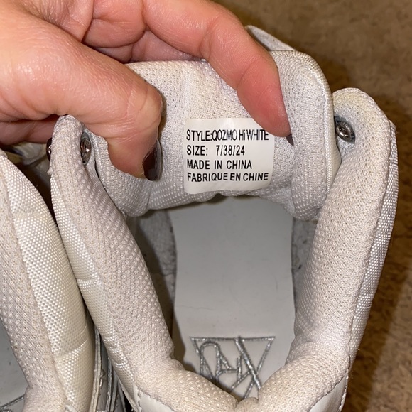 YRU QOZMO Hi White Shoes - Picture 8 of 8